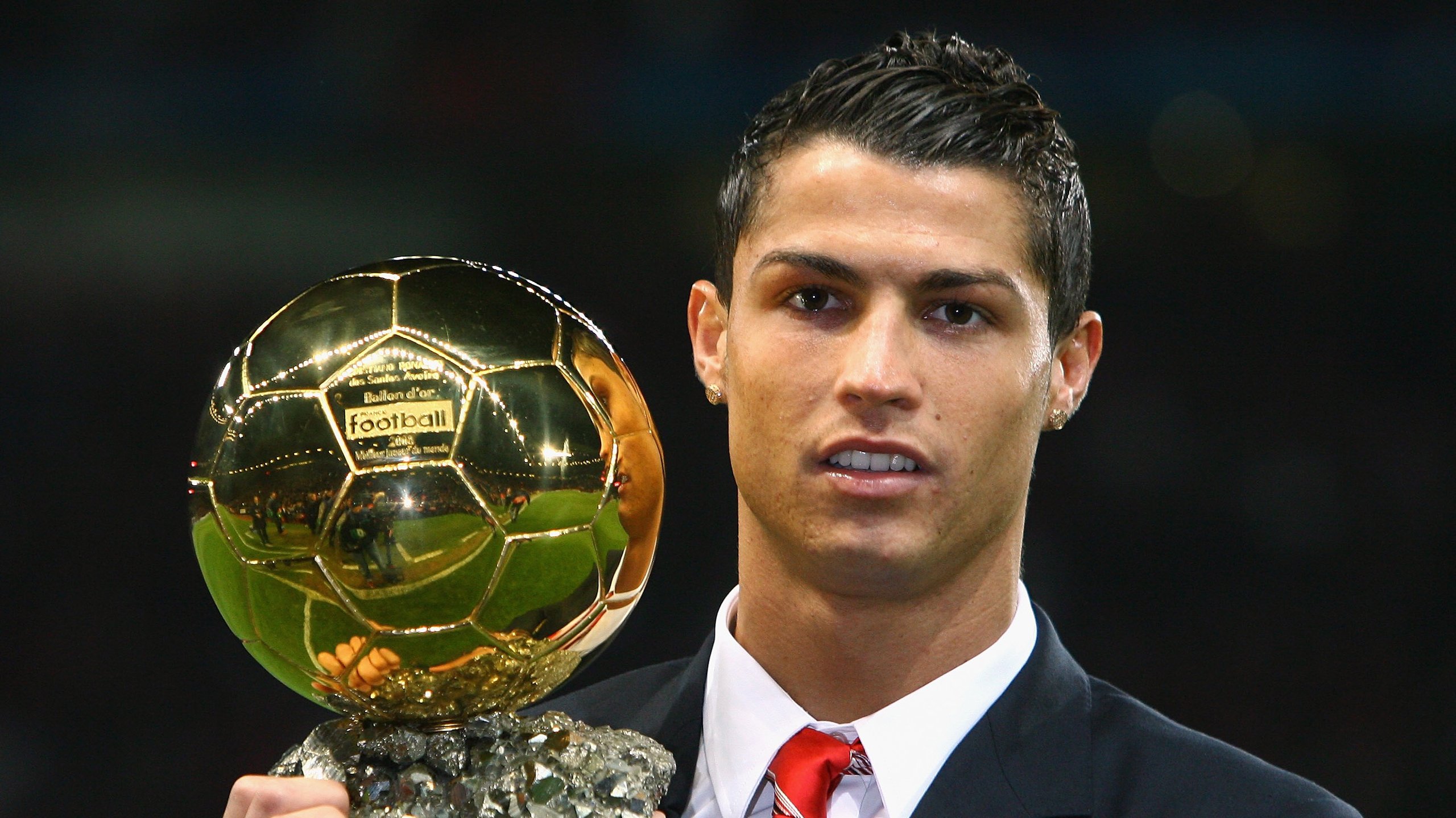 中国足球职业联赛建立球员社会影响评估体系，中国足球球员规划